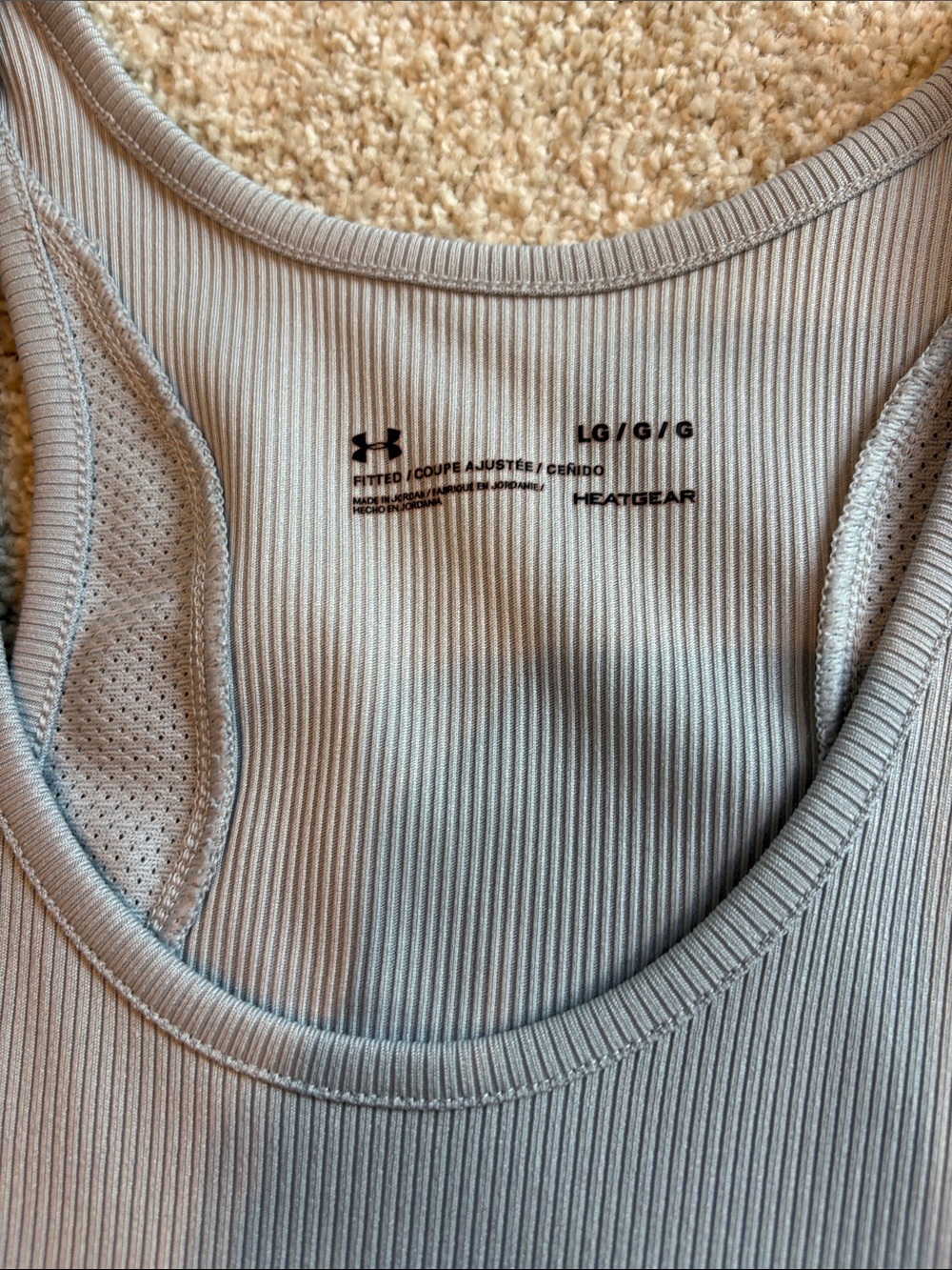 3 Under Armour Active Tank Tops - Picture 4 of 15